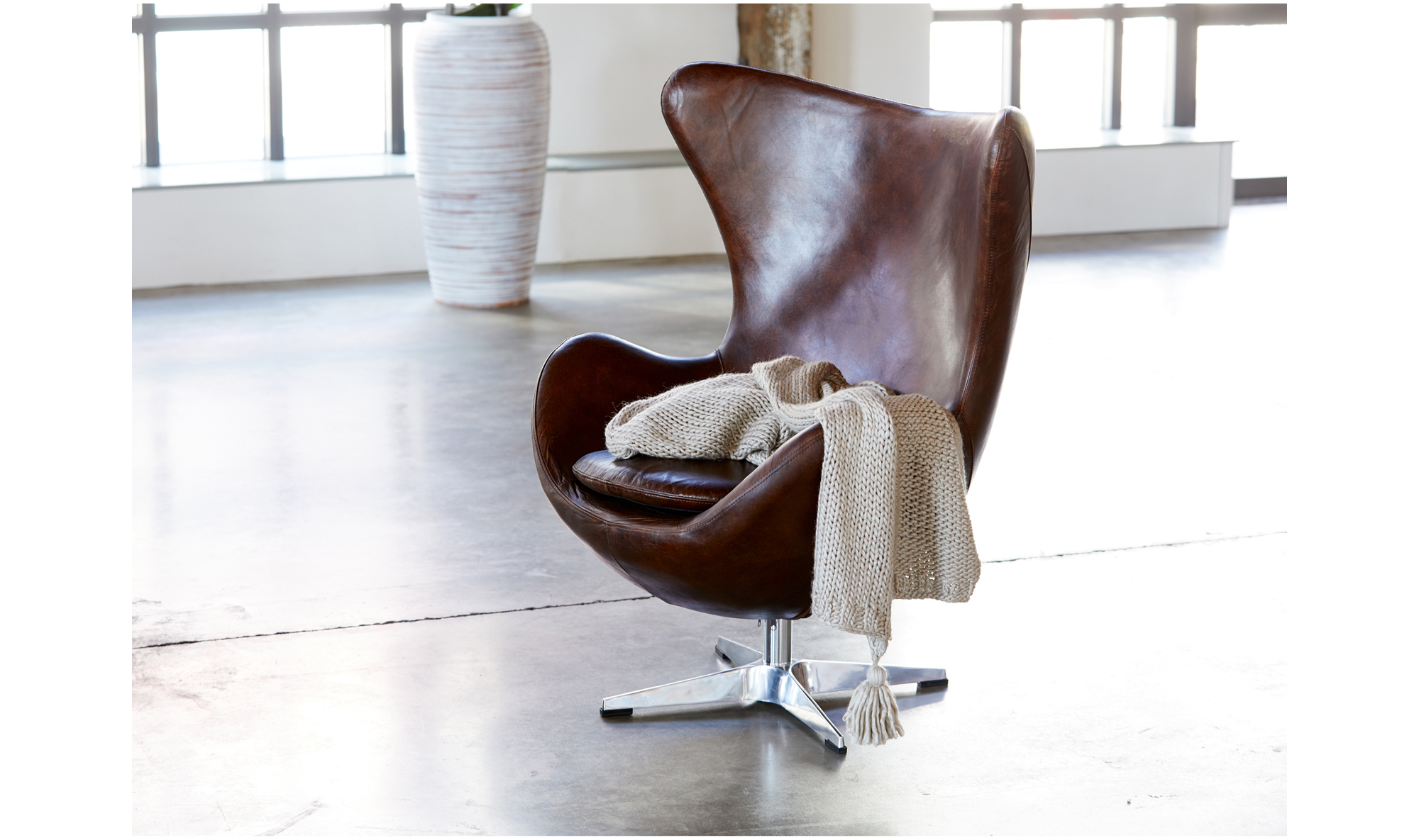 Butterfly swivel chair discount